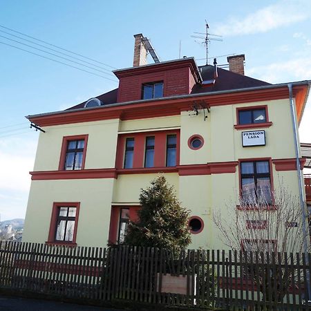 Pension Lada Карлови Вари Екстериор снимка